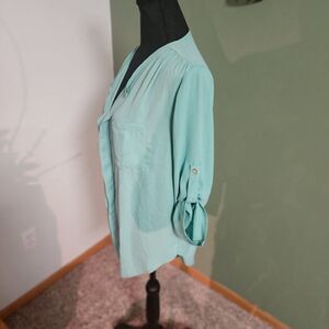 Dainty Hooligan Roll Tab Sleeve Blouse Size M